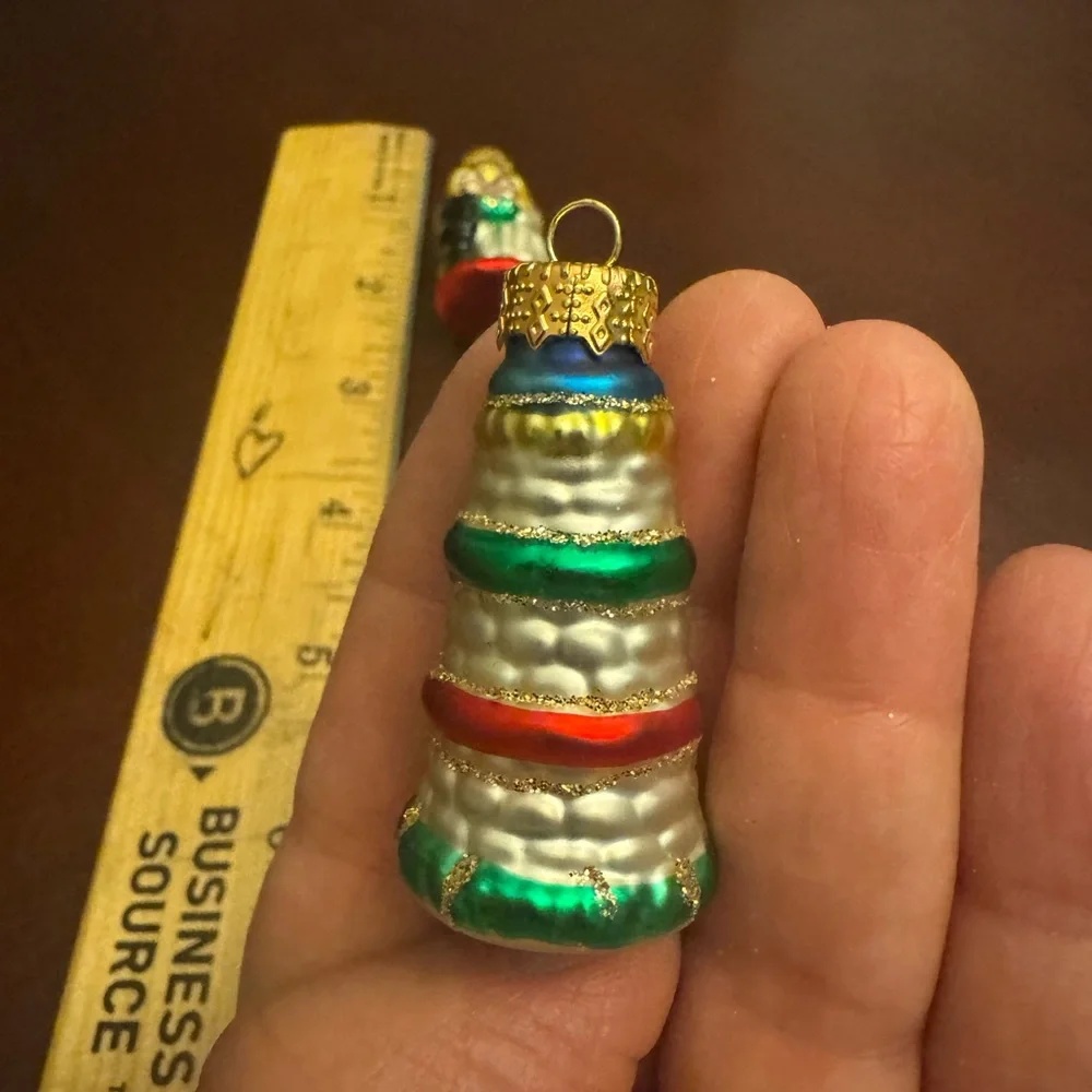 4 Handcrafted glass ornaments - Picture 7 of 10